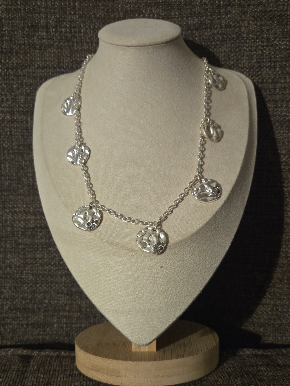 Vintage Y2k Silver Tone Disc Charm Necklace - Long 💫